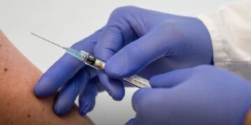 Brazilian doctor dies in COVID-19 vaccine study